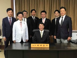 一昨日の知事と同期との意見交換会での１枚