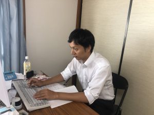 原稿執筆中です！