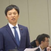 予算特別委員会での1枚