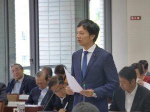 予算特別委員会での1枚