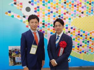 7702B745-24FE-4303-A403-015144C620CA